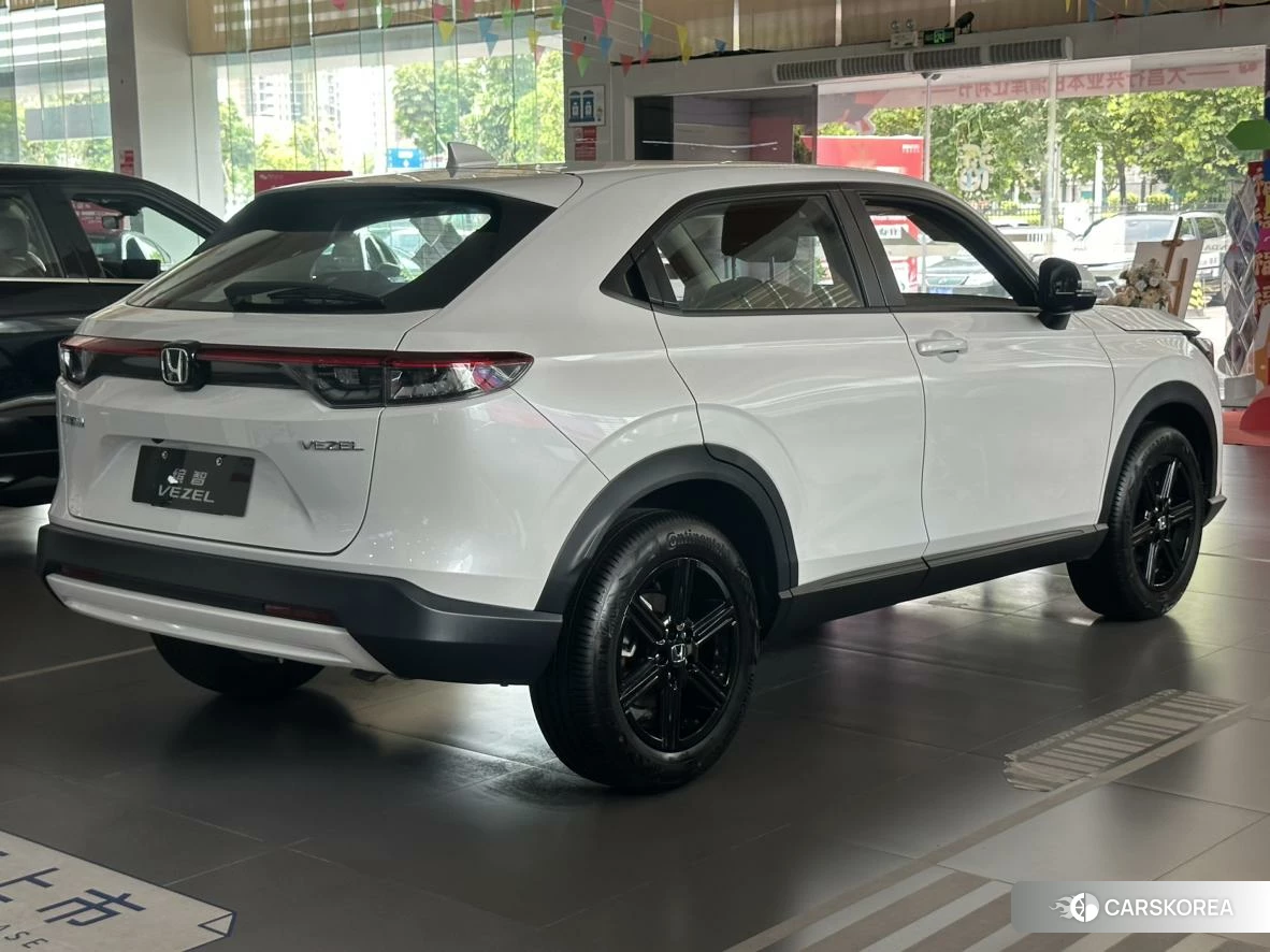 Honda Vezel 2025 Белый из Китая, фото 5