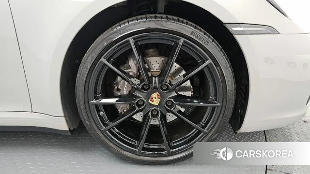 Porsche 911(992) id 3879032 из Кореи 15