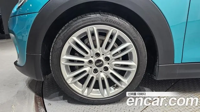 Mini Cooper Convertible id 2956205 из Кореи 15