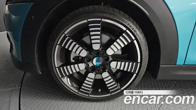 Mini Cooper S Convertible id 2700989 из Кореи 15