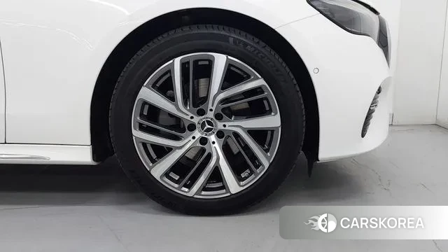 Mercedes-Benz E-Class W214 id 2914862 из Кореи 12