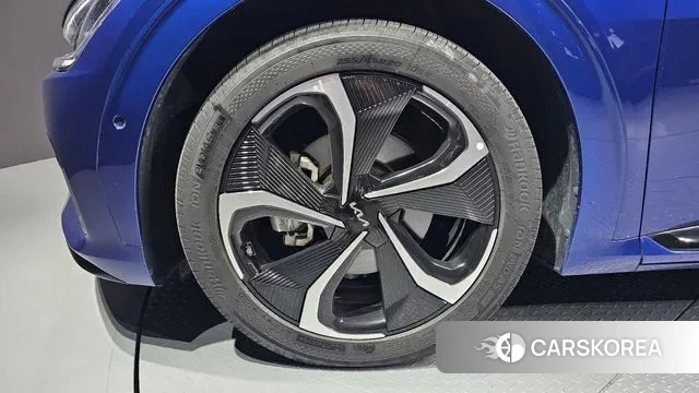 Kia EV6 id 3685473 из Кореи 15