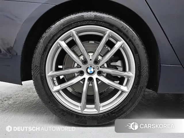 BMW 5 Series (G30) id 3470055 из Кореи 15