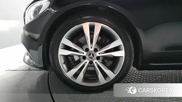 Mercedes-Benz C-Class W205 id 4626425 из Кореи 15