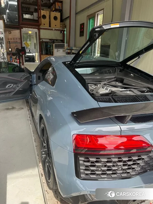 Audi R8 (4S) 2021 Серебристо-серый из Кореи, фото 5