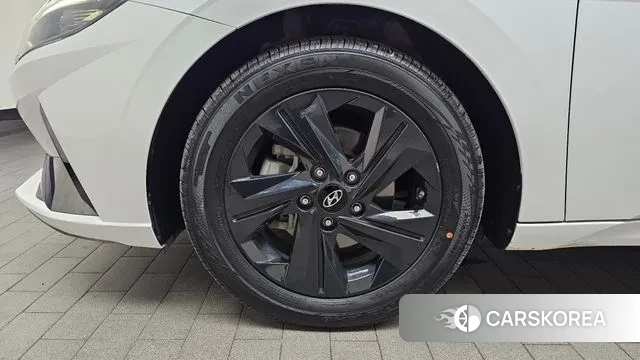 Hyundai Avante Hybrid (CN7) id 3512801 из Кореи 15