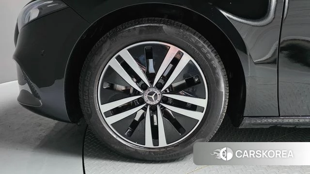 Mercedes-Benz A-Class W177 id 3965469 из Кореи 15