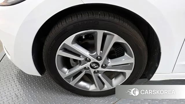 Hyundai Avante AD id 3072119 из Кореи 15