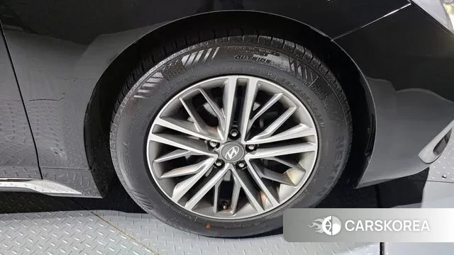 Hyundai Grandeur IG id 3233926 из Кореи 15