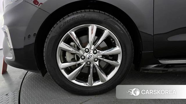 Kia The New Carnival id 3834281 из Кореи 15