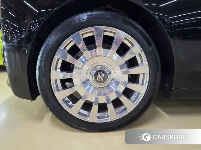 Rolls-Royce Phantom id 3612572 из Кореи 15