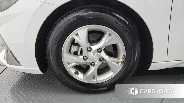 Hyundai Avante (CN7) id 3534563 из Кореи 15