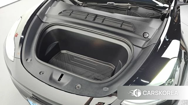 Tesla Model Y id 4645058 из Кореи 29