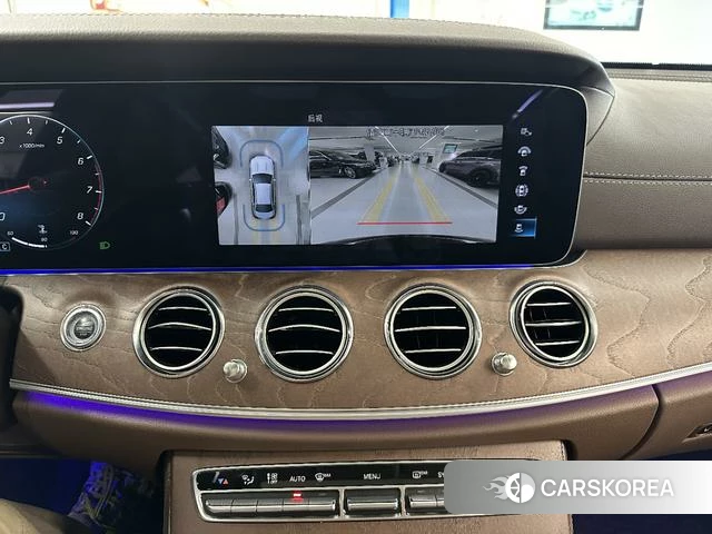 Mercedes-Benz E-class id 4264949 из Китая 11