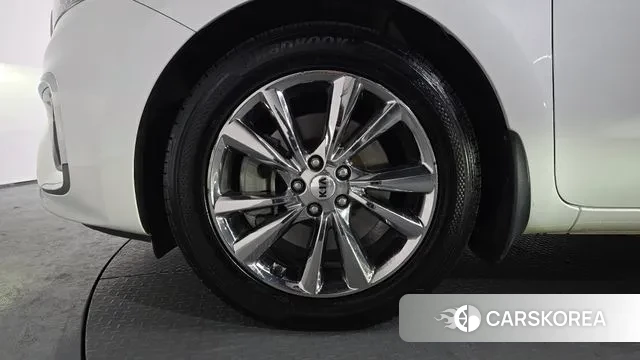 Kia The New Carnival id 3601901 из Кореи 15