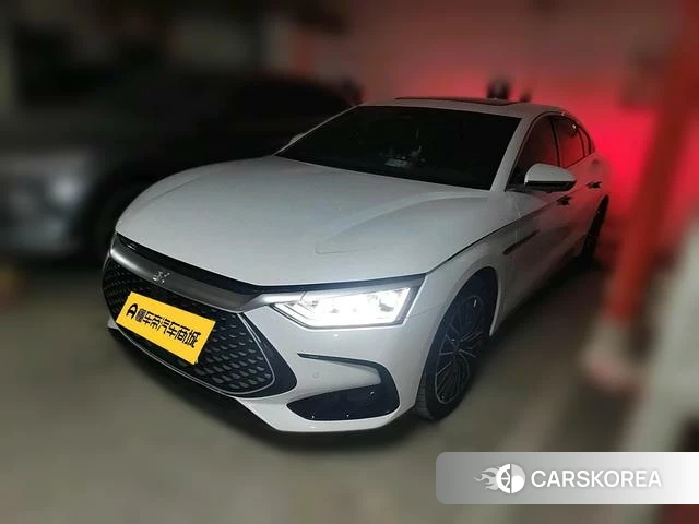 BYD Han DM 2022 Белый из Китая, фото 5