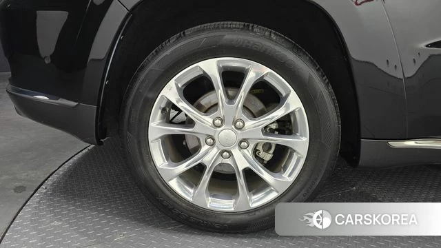 Jeep Grand Cherokee id 4293928 из Кореи 28