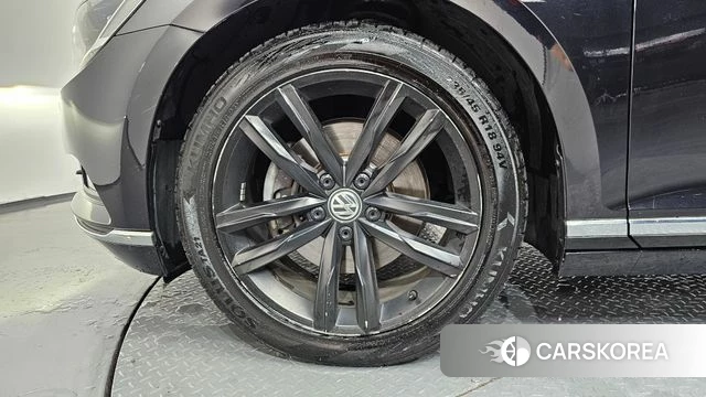 Volkswagen Passat GT (B8) id 4568754 из Кореи 15