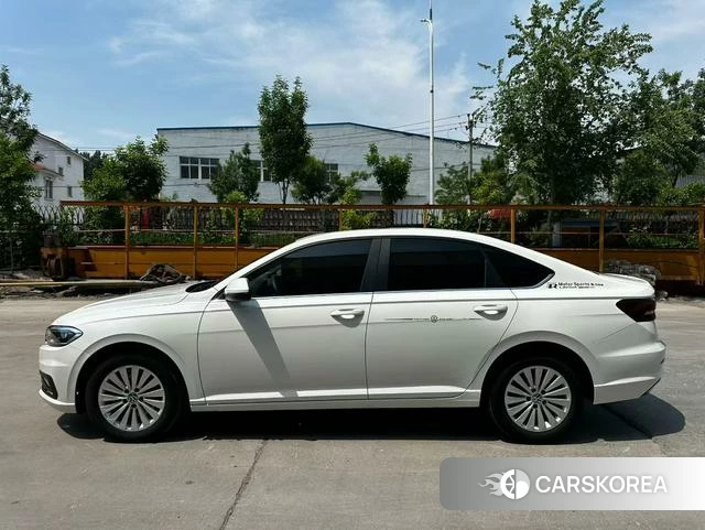 Volkswagen Lavida 2021 Белый из Китая, фото 5