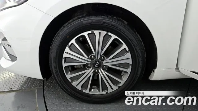 Kia K7 Premier Hybrid id 2843699 из Кореи 15