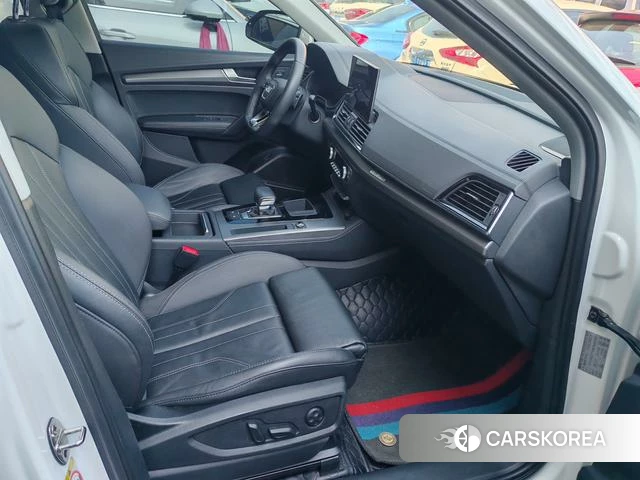 Audi Q5L 2022 Белый из Китая, фото 5