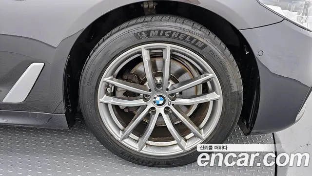 BMW 5 Series (G30) id 2956989 из Кореи 15