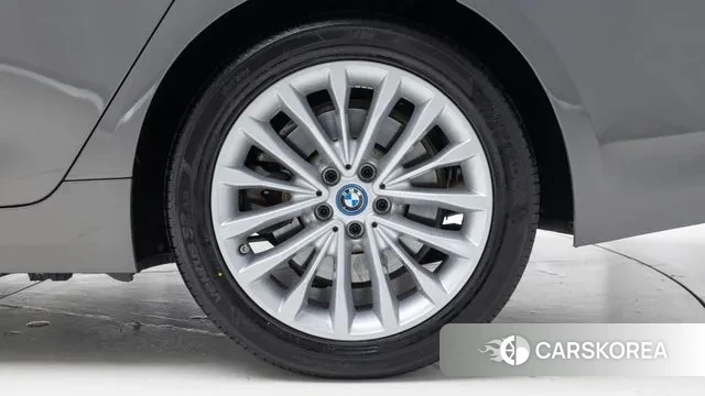 BMW 5 Series (G30) id 3665136 из Кореи 15