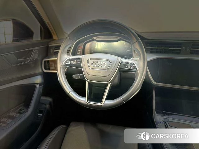 Audi A6L id 4278635 из Китая 10