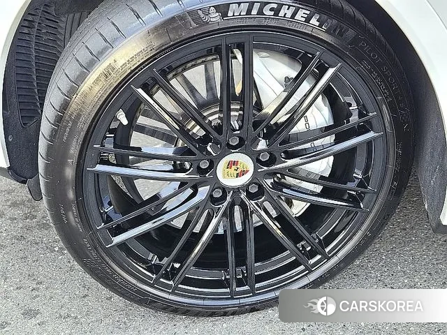 Porsche Cayenne (PO536) id 3095380 из Кореи 14