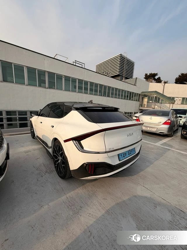 Kia EV6 2022 Белый из Кореи, фото 5