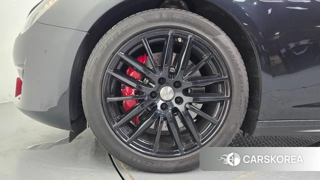 Maserati Ghibli id 4662346 из Кореи 15