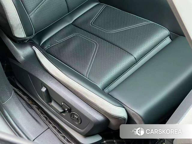 Audi Q3 id 4228504 из Китая 13