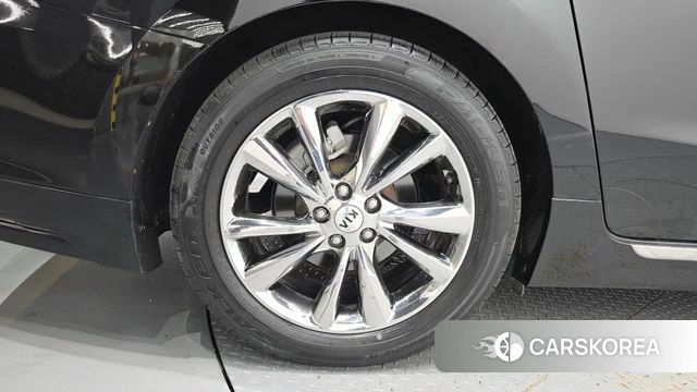 Kia The New Carnival id 4596013 из Кореи 29