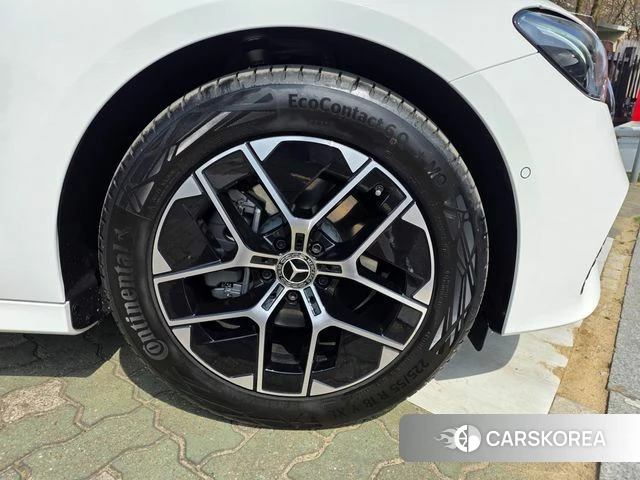 Mercedes-Benz E-Class W214 id 3825630 из Кореи 13