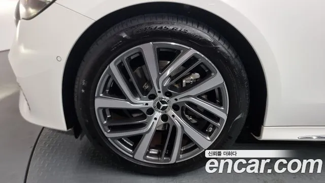 Mercedes-Benz E-Class W214 id 2734138 из Кореи 15