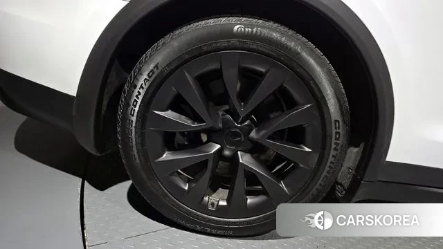 Tesla Model X id 3664302 из Кореи 15