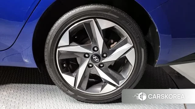 Hyundai Avante (CN7) id 3489105 из Кореи 15