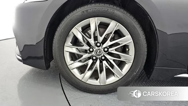 Lexus LS500 5th generation id 3484934 из Кореи 15