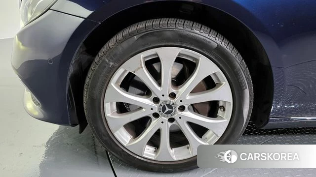 Mercedes-Benz E-Class W213 id 3899455 из Кореи 15