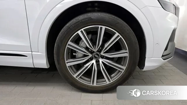 Audi Q8 (4M) id 2969750 из Кореи 15