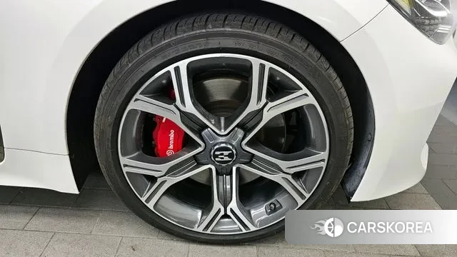 Kia Stinger id 3434726 из Кореи 15