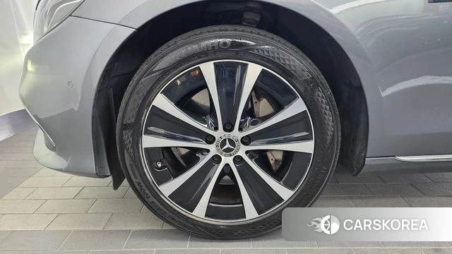 Mercedes-Benz E-Class W213 id 4447007 из Кореи 31