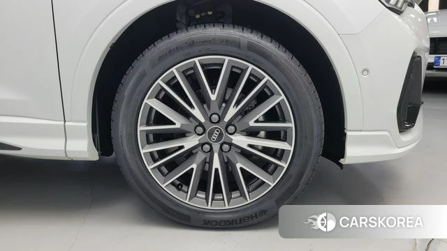 Audi Q3 (F3) id 3825708 из Кореи 15