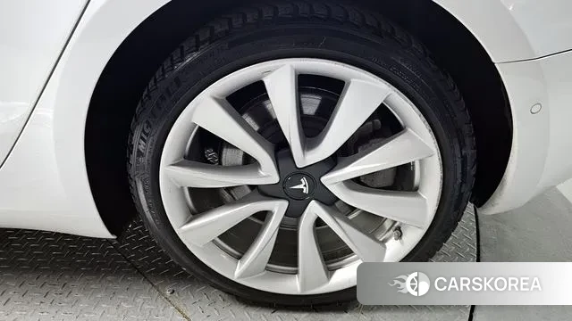 Tesla Model 3 id 3616726 из Кореи 15