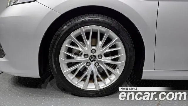 Toyota Camry (XV70) id 2876699 из Кореи 15