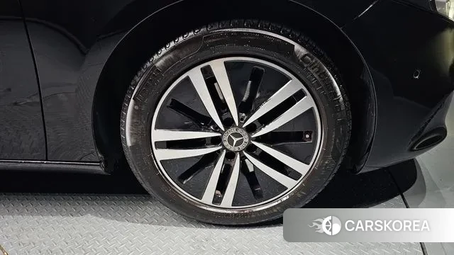 Mercedes-Benz A-Class W177 id 3577839 из Кореи 15