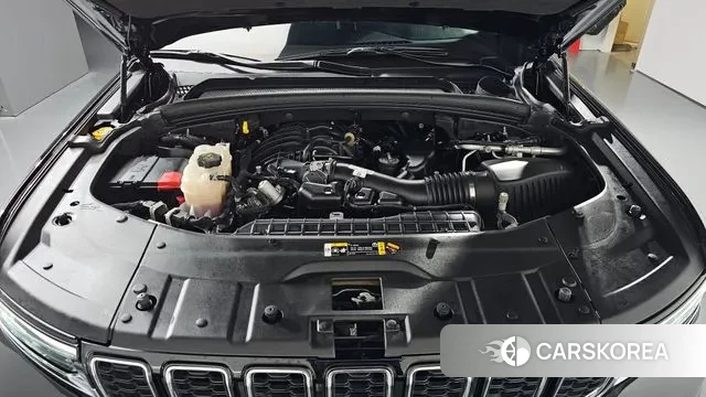 Jeep Grand Cherokee (WL) id 3126597 из Кореи 15