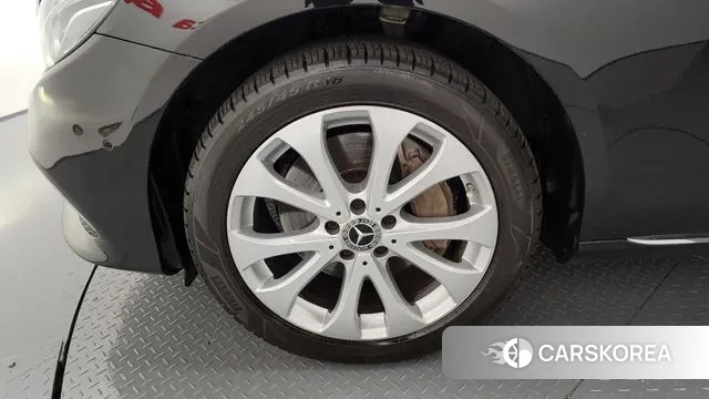 Mercedes-Benz E-Class W213 id 3598707 из Кореи 15