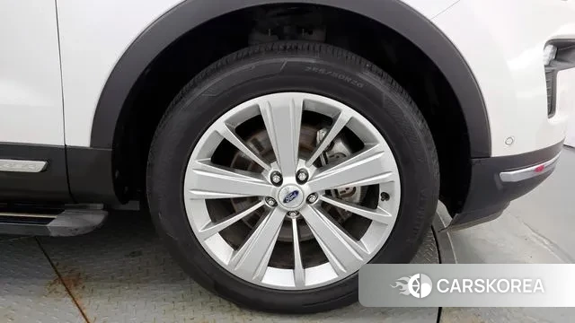 Ford Explorer id 2966435 из Кореи 15