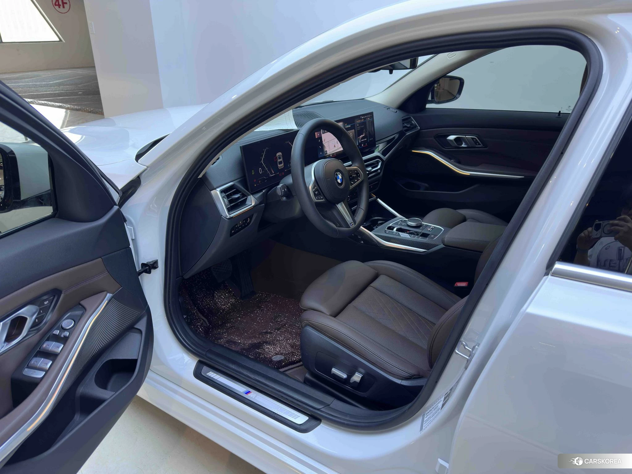 BMW 3 series id 4455182 из Китая 18